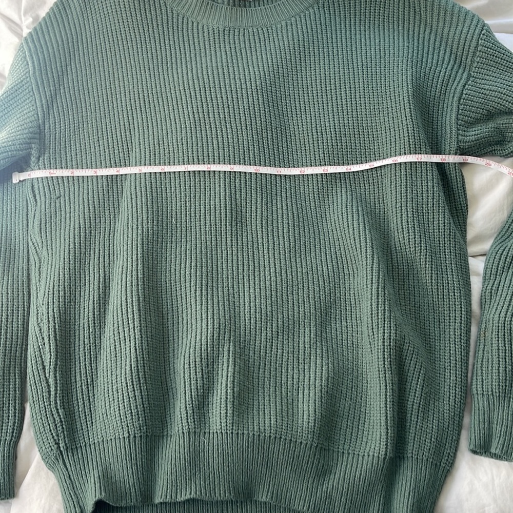 Woven Heart Women's Sweater - Picture 3 of 6